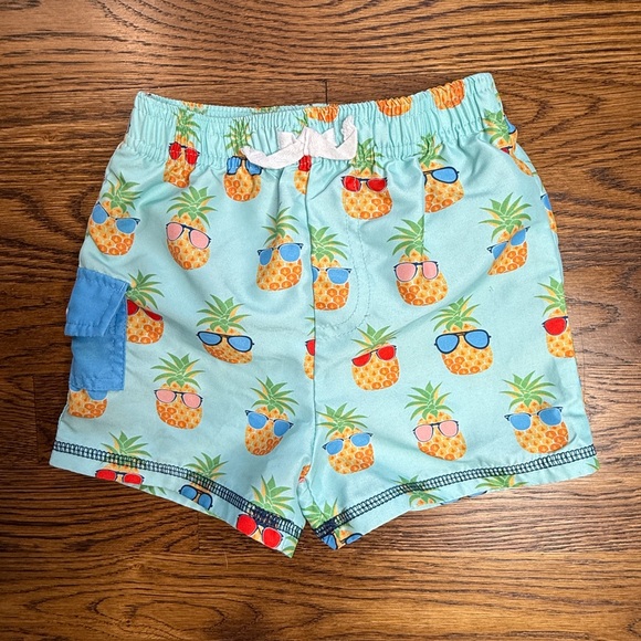 Mudpie Kids Pineapple Print Swim Shorts Size 12-18 Months - Picture 1 of 9